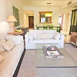Pass The Keys Beachfront Apartment In San Pedro